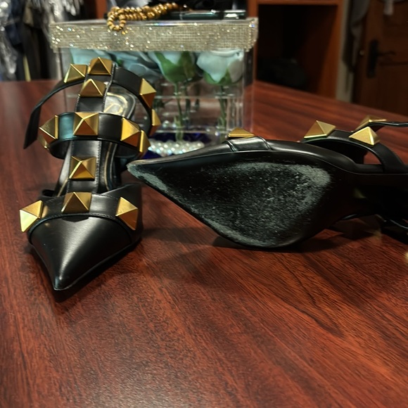Valentino Garavani Black and Gold Studded Heels - Picture 3 of 4
